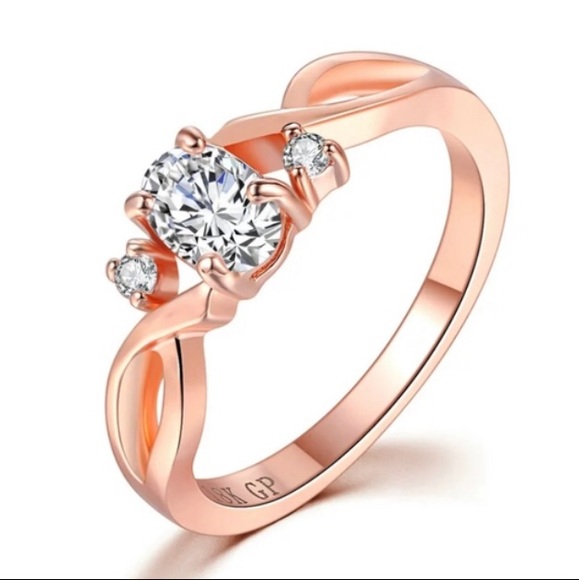 New 18k GP Rose Gold CZ Ring - Picture 4 of 6